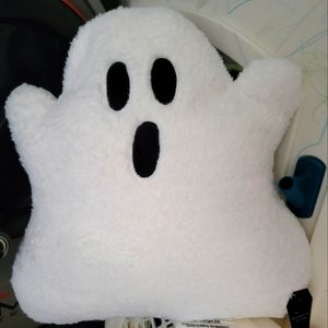 Viral Target ghost pillow